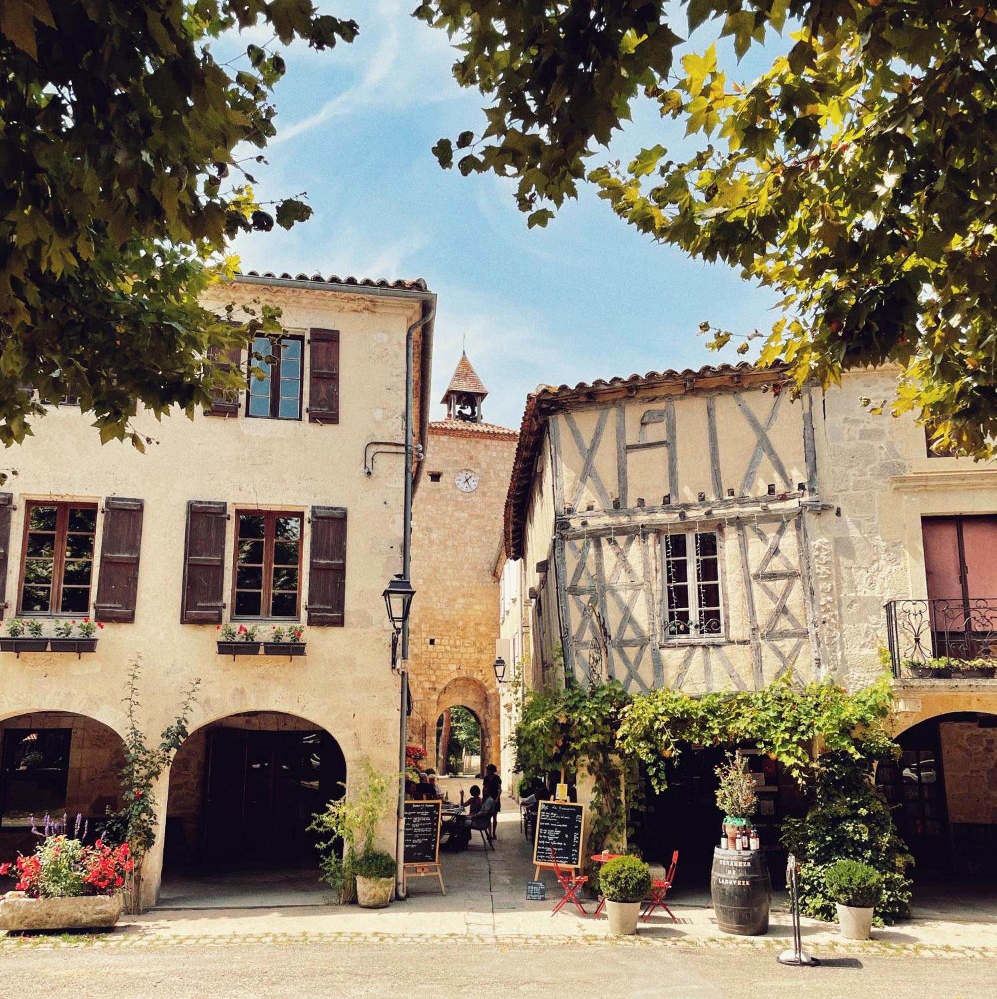 Petit Chateau Le Piot Bed and Breakfast Fleurance Exterior foto